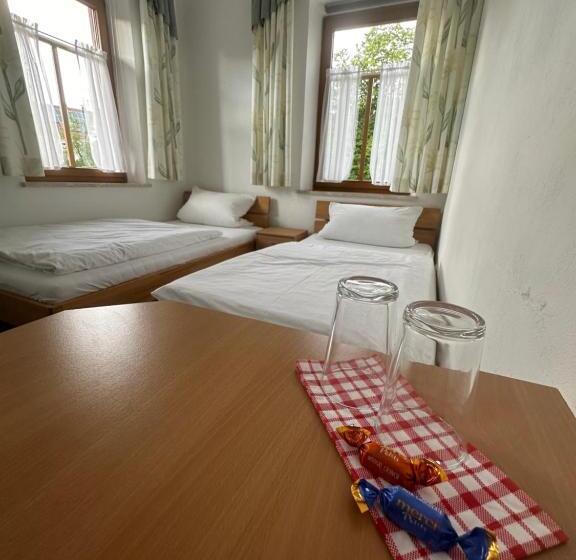 חדר סטנדרט, Dorfschänke Kreuz