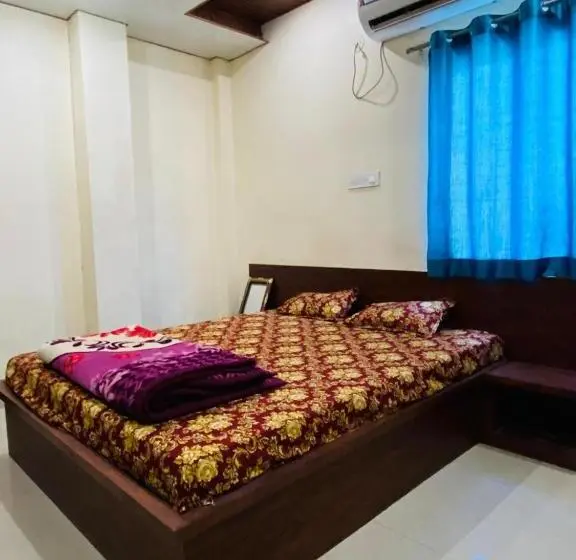 Standardzimmer mit Balkon, Narendra Inn