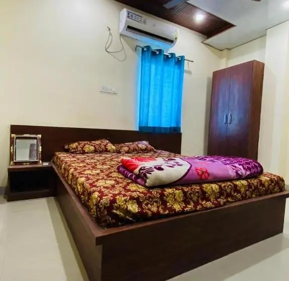 Standardzimmer mit Balkon, Narendra Inn