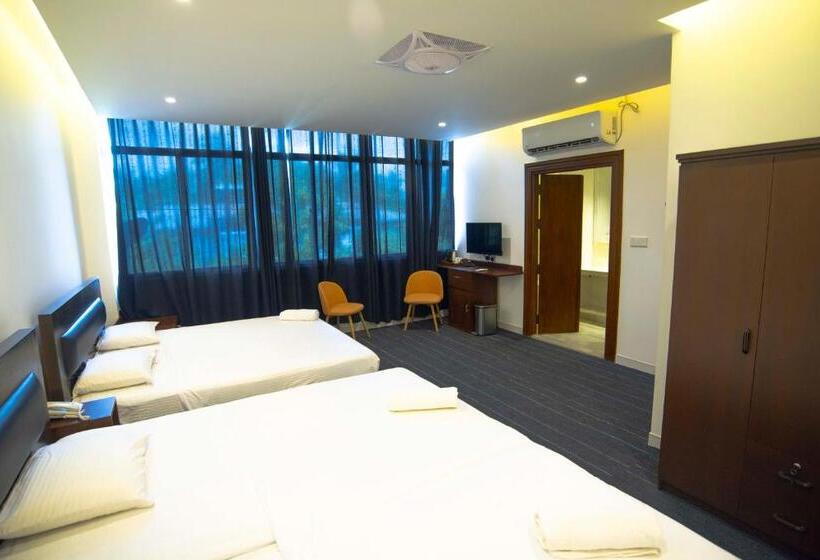 غرفة عائلية, Senondra