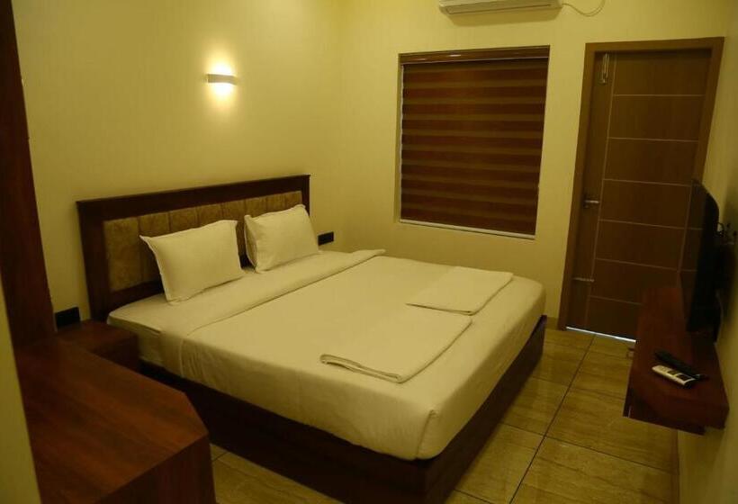 디럭스 룸, West Gate Airport Residency