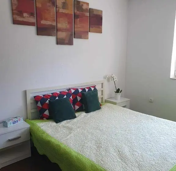 Apartament 1 Sypialnia, Casa Maksai