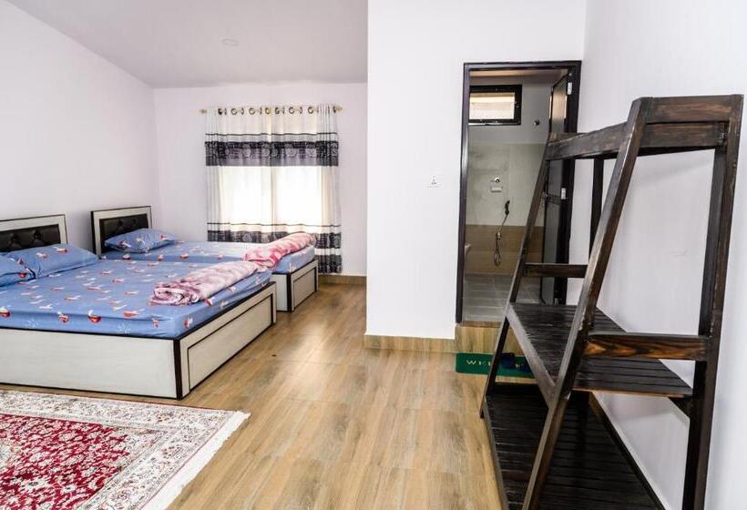 اتاق استاندارد با چشم‌انداز کوهستان, Pari Ghar