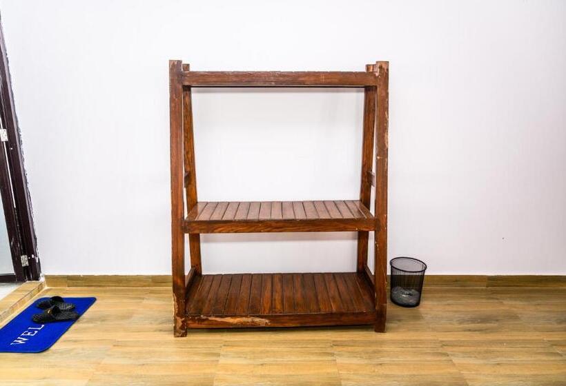 اتاق استاندارد با چشم‌انداز کوهستان, Pari Ghar