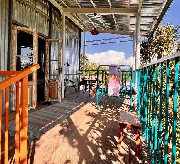 اتاق استاندارد سه نفره, Shromantic Garden