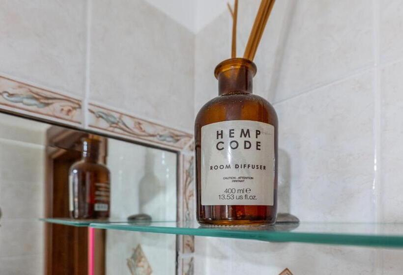 غرفة قياسية, Villa D Angelo