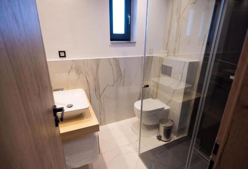 חדר דלוקס, Pensiunea La Vâltoare