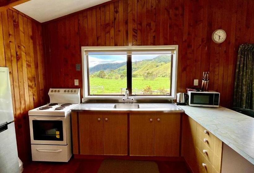 בית, 2 חדרי שינה, White Star Station Farm Holiday Park