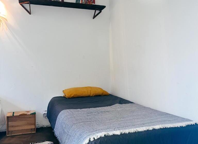 غرفة قياسية ثلاثية, Guest House Folk Inn