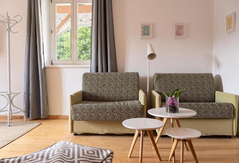 Apartamento 2 Dormitorios, Die Kabine S14