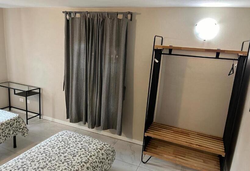 4인용 스탠다드 룸, Affittacamere Self Check In Francesca Vecchia