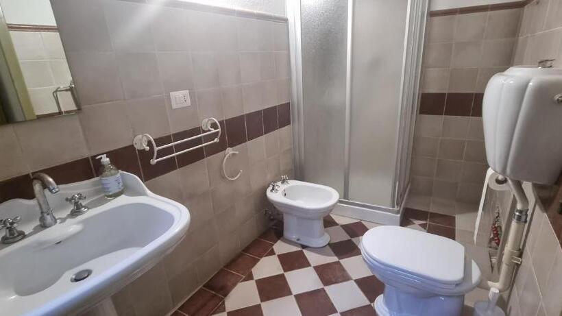 Номер Стандарт Индивидуальный, B&b Di Luisa Ledda