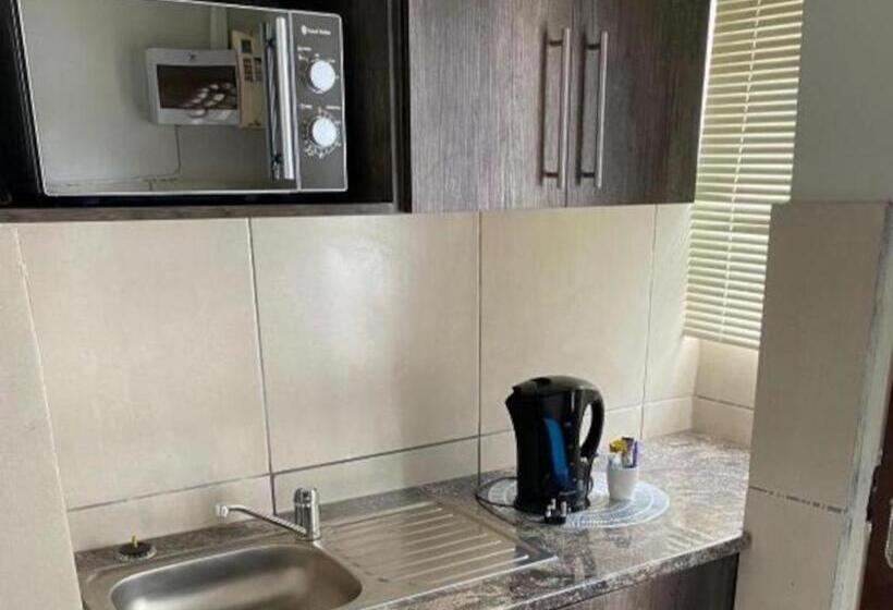 اتاق استاندارد با تخت بزرگ, Beswick Guesthouse