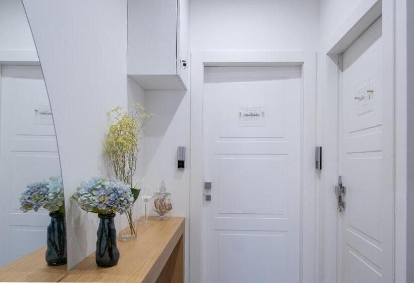 豪华房间, Coraline Deluxe Rooms