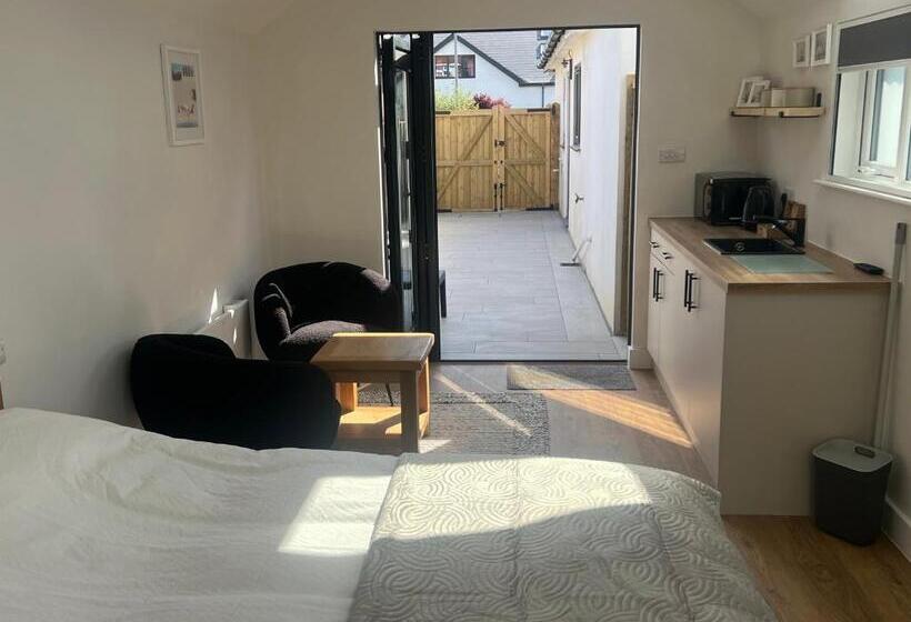 スタンダードルーム, Mudeford Retreat