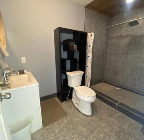 デラックスルーム, Royal Bnb