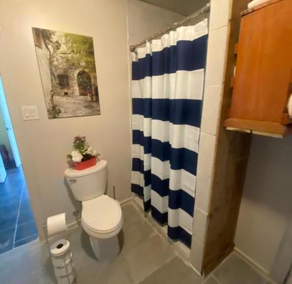 Номер Стандарт, Royal Bnb