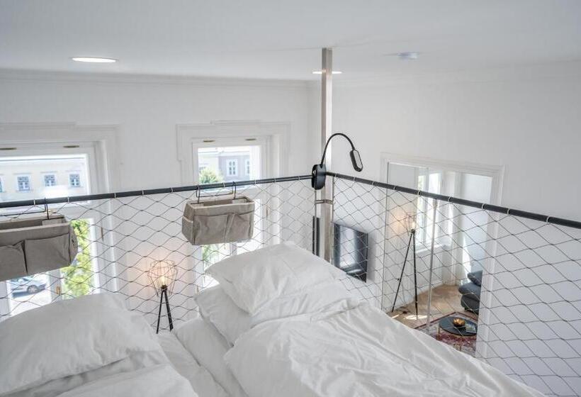 豪华工作室, V62 Studio Apartments  In The Downtown