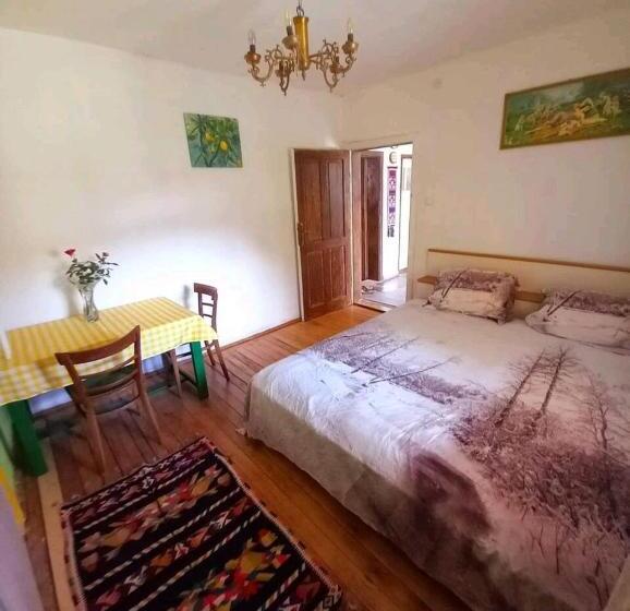 اتاق استاندارد, Lemon Garden