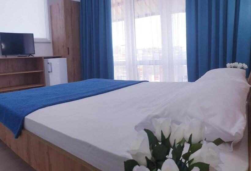 اتاق استاندارد چهار تخته, Zatokas Sun Club