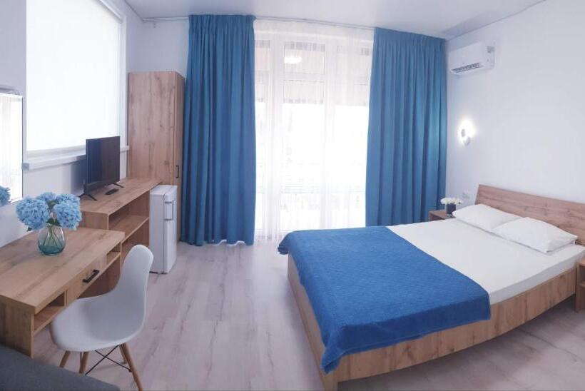 اتاق استاندارد چهار تخته, Zatokas Sun Club