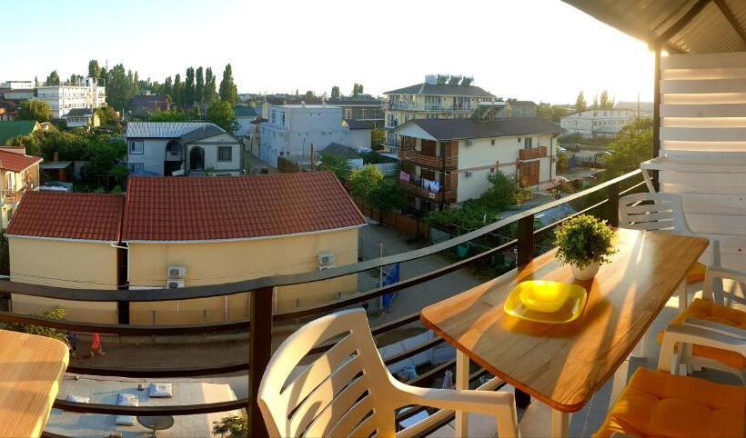 اتاق استاندارد چهار تخته, Zatokas Sun Club