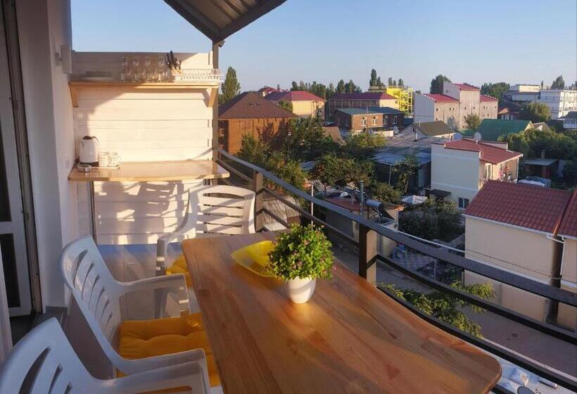 اتاق استاندارد چهار تخته, Zatokas Sun Club