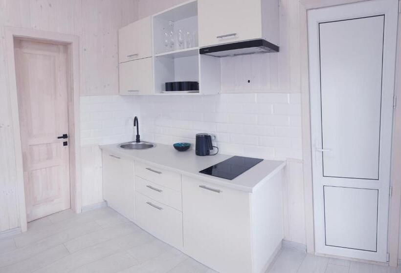 آپارتمان 1 خوابه همکف, Zatokas Sun Club