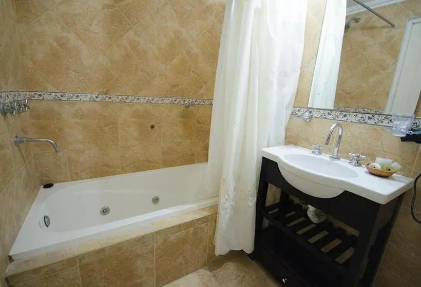 اتاق استاندارد سه نفره, Apart Hotel Bs.as.mar