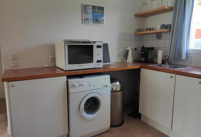 1 Bedroom Apartment Lake View, La Tulipe