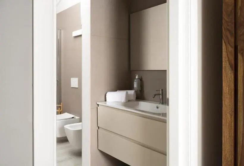 اتاق سوپریور با تخت بزرگ, Villa Il Platano