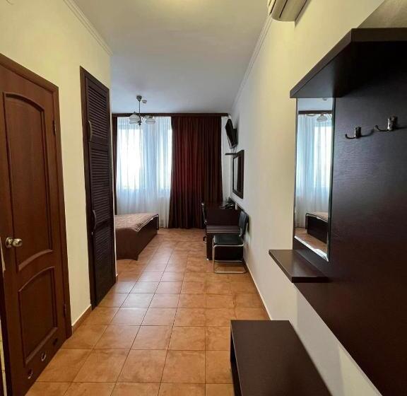 اتاق استاندارد, готельно офісний комплекс Liz