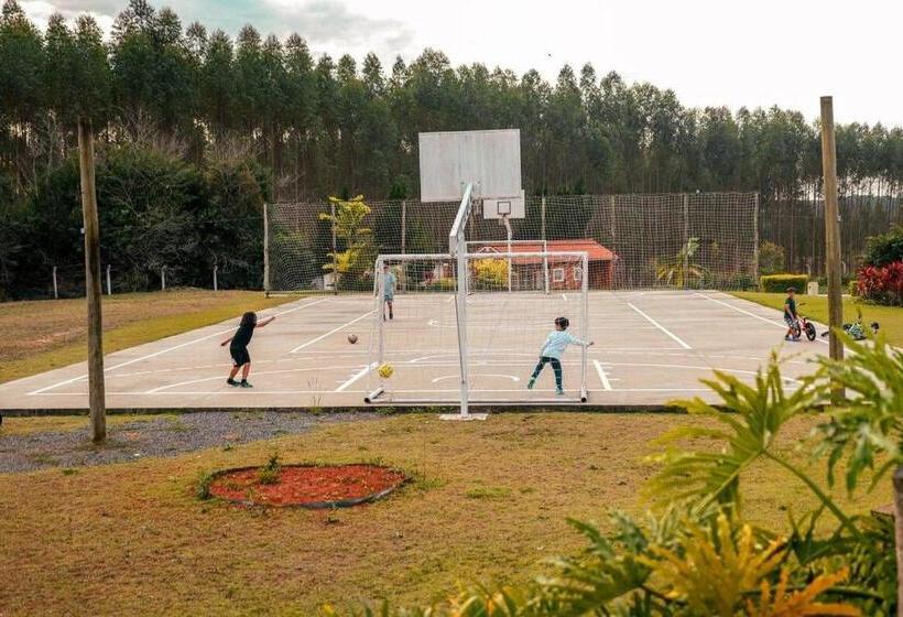 スタンダードスタジオ, Fazenda Em Itapetininga, Paz, Descanso E Piscinas