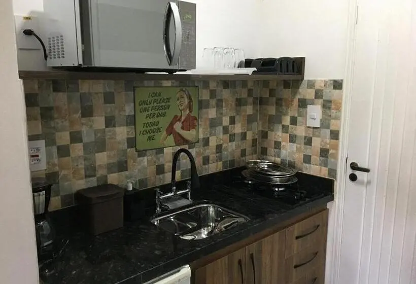 Deluxe-studio, Fazenda Em Itapetininga, Paz, Descanso E Piscinas