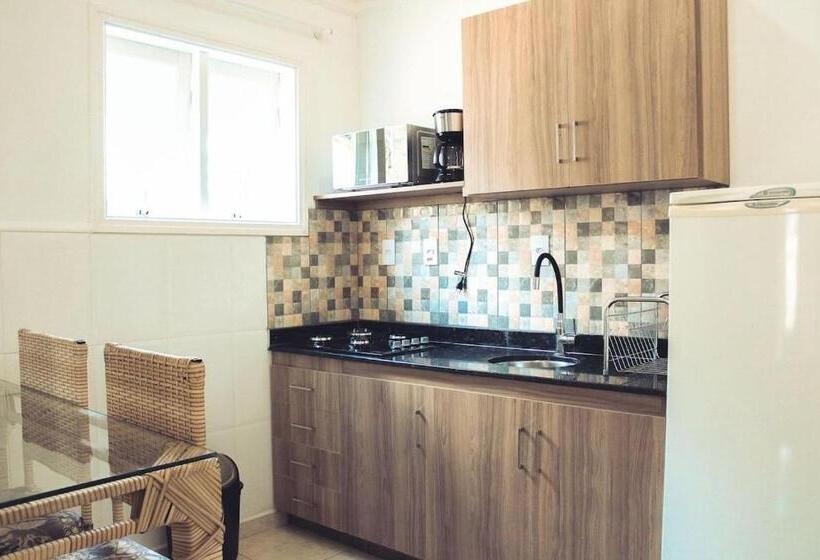 ツーベッドルーム　ヴィラ, Fazenda Em Itapetininga, Paz, Descanso E Piscinas