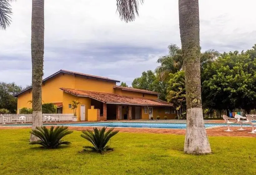 Talo 2 Makuuhuonetta, Fazenda Em Itapetininga, Paz, Descanso E Piscinas