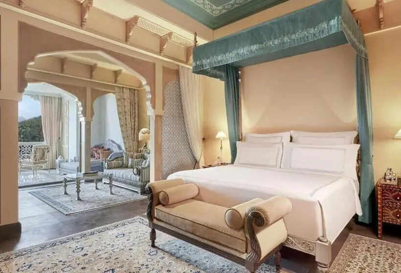Junior Suite, Raffles Jaipur