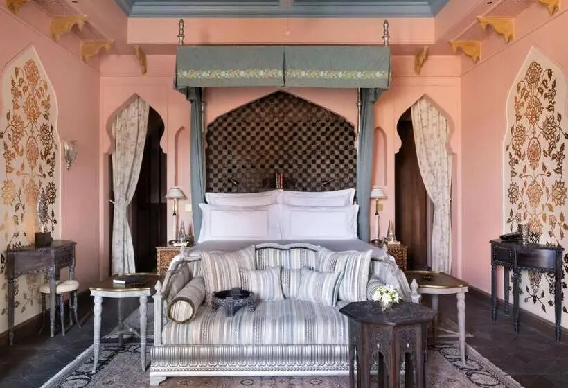 Junior Suite, Raffles Jaipur