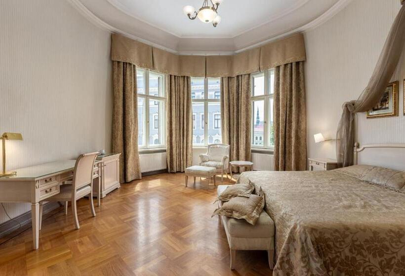 اتاق لوکس, The Benjamin House   Self Check In