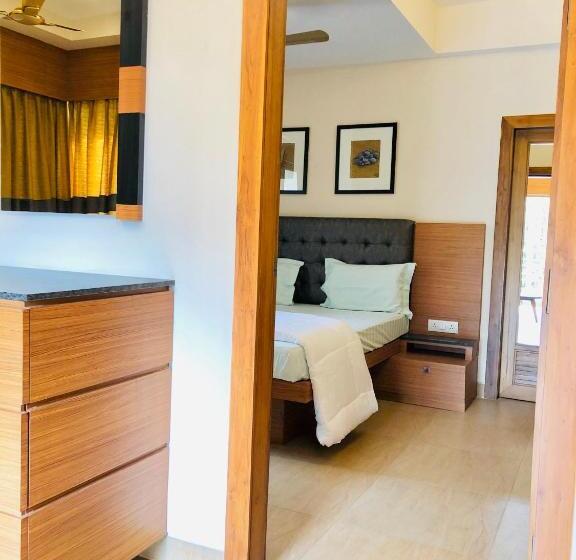 سوییت با چشمانداز استخر, Merlot Suites