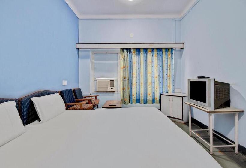 트리플 클래식 룸, Spot On Sonika