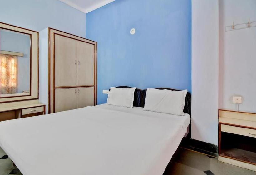 트리플 클래식 룸, Spot On Sonika