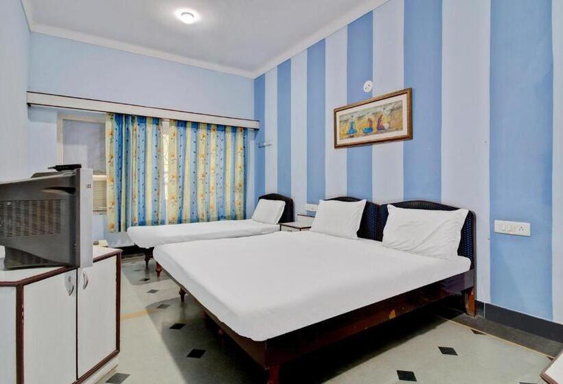 트리플 클래식 룸, Spot On Sonika