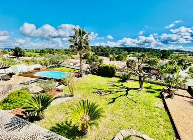 デラックススタジオ, Domaine En Pierre Avec Piscine Et Jacuzzi Au Mas Lucia