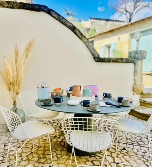 إستوديو ديلوكس, Domaine En Pierre Avec Piscine Et Jacuzzi Au Mas Lucia