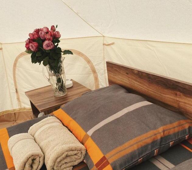 Standard Tent, Hovek Guest House