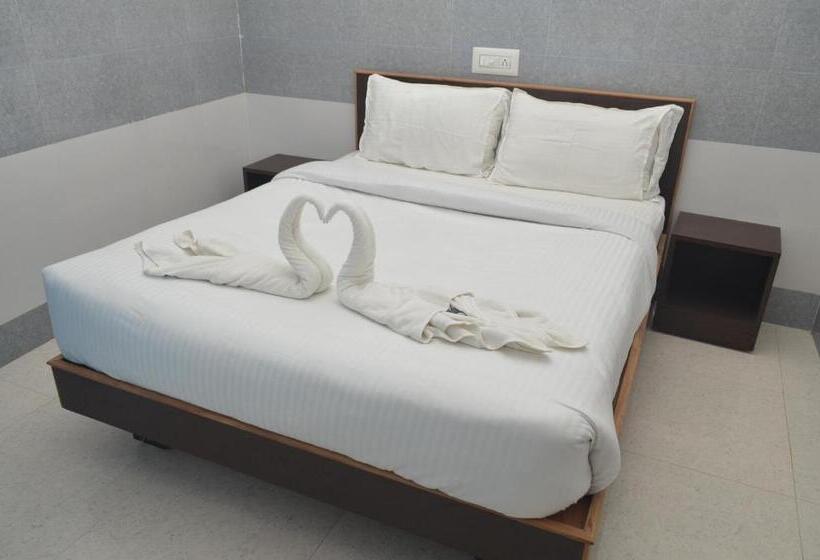 이코노미 룸, Jp Homes