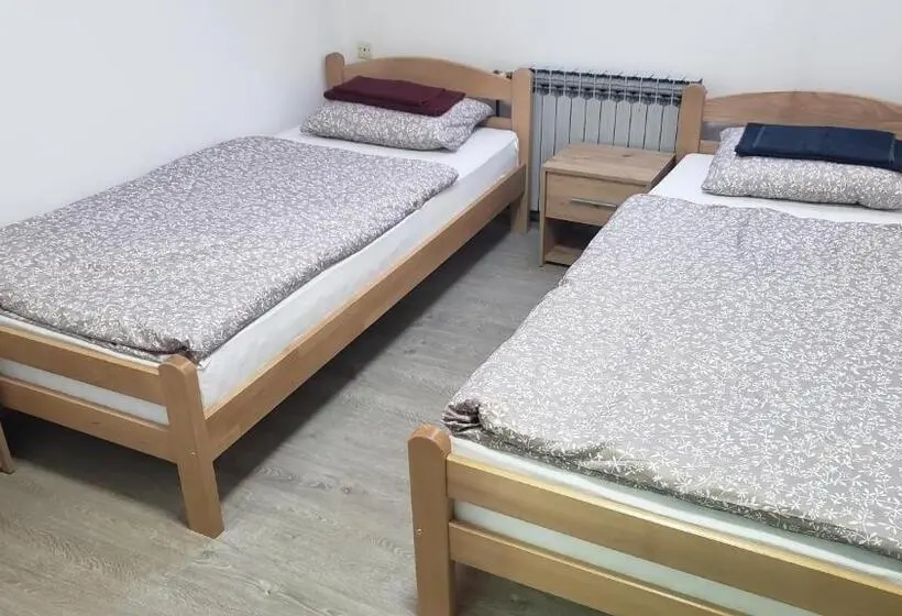 اتاق استاندارد, Privatni Smještaj Mm
