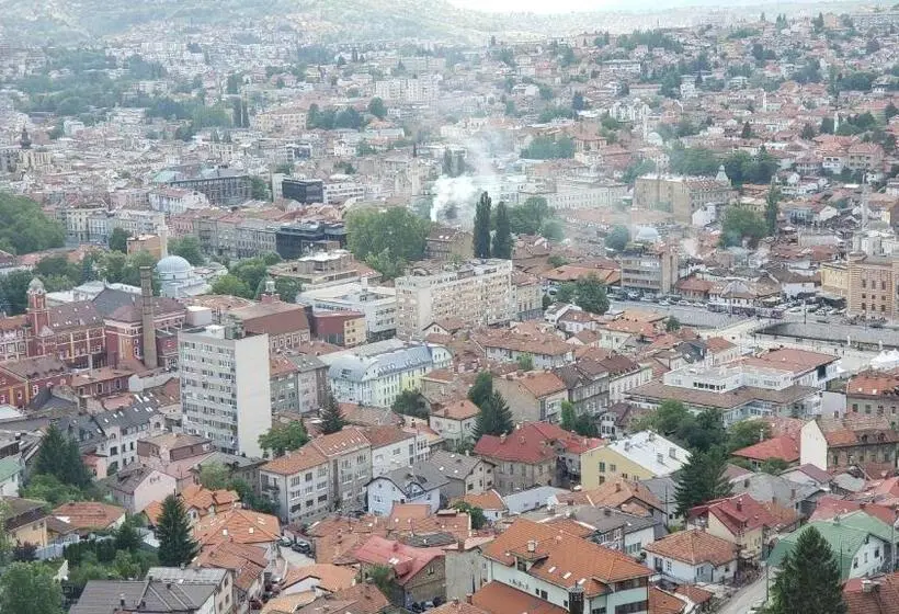 اتاق استاندارد چهارنفره با بالکن, Privatni Smještaj Mm