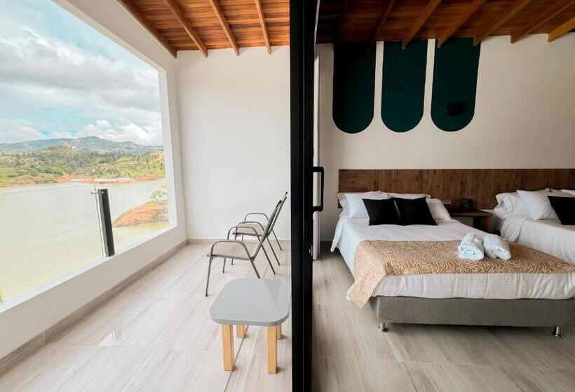 חדר סופריור, Viajero Guatapé Hostel & Lake Club